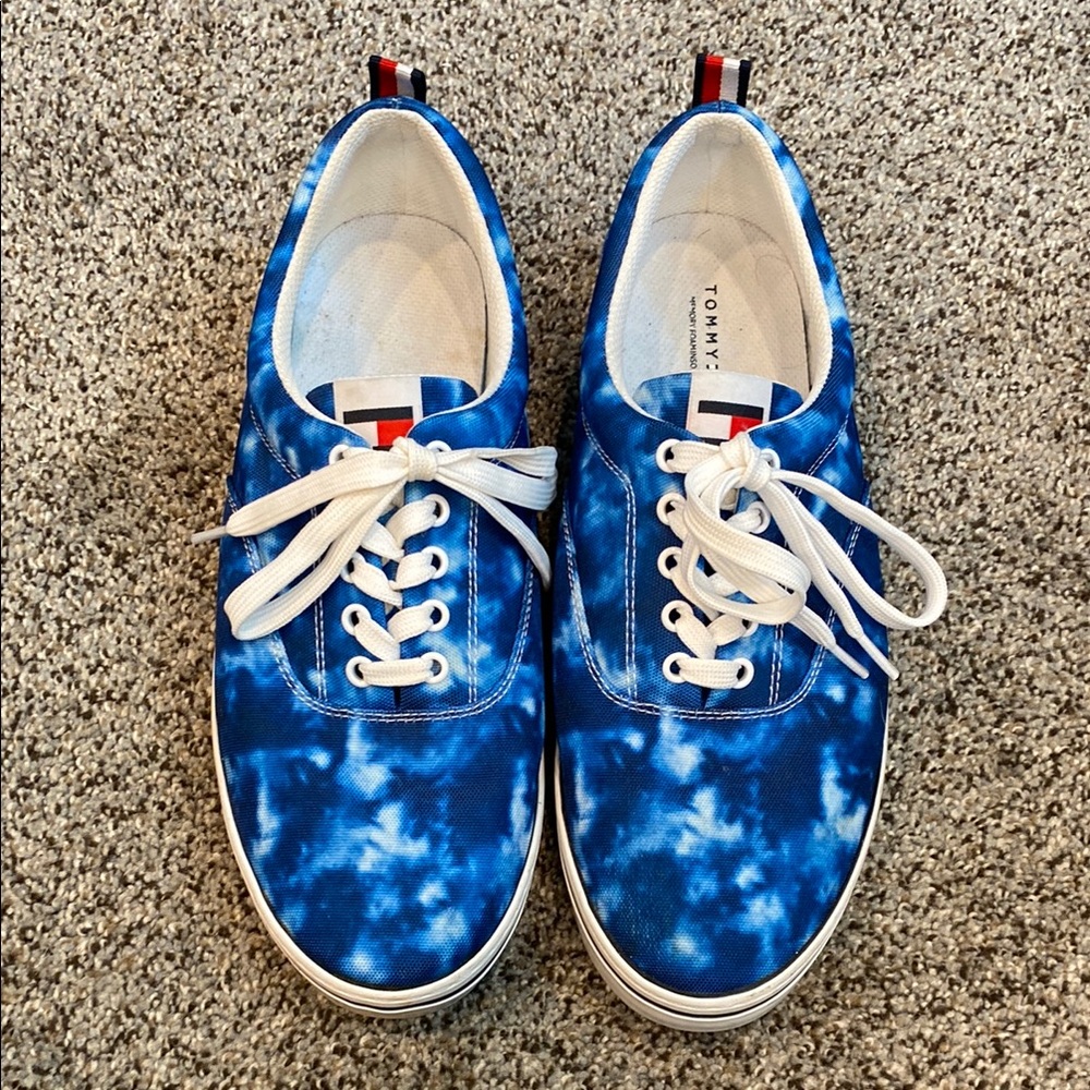 Tommy Hilfiger Men's Blue Tie-Dye Sneakers, Size 11